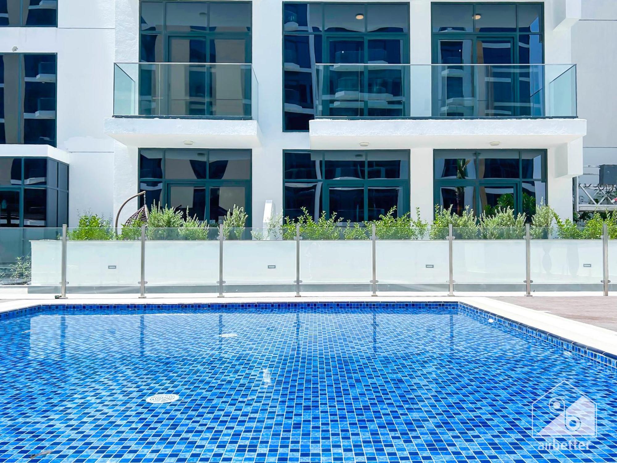 דובאי Charming Studio With Balcony In Azizi Riviera מראה חיצוני תמונה